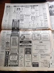 Hürriyet İstanbul Gazetesi - 24 Nisan 1981 - İETT'ye Borçlandıkça Borçlanıyoruz- Tercihli Telefonlar Bir Ayda Verilecek - Parayı Bastırarak Telefonu Taktır - Ata'nın Dolmabahçe Sarayındaki Odasının Ziyarete Açılmasında Çalışılıyor - 67'lik Hatice Demircan Nine Mektuplarını Artık Kendi Yazıp Okuyor - Mahmutbey'deki Üst Geçit Temmuzda Açılacak - 60 Bin Liralık Telefon Santralleri - 90 Bin Liralık Telefon Santralleri - Hasan Ali Yücel İlkokulu Öğrencileri Okuma Bayramı Yaptı - Beşiktaş Kaymakamlığının Alt Katı Galeri Oldu - Seri İlanlar - Borsa Bankerler - Basketbolda Rakip Tanımayan Saint Joseph Lisesi Televizyondaki Beyaz Gölge Dizisinin Gözde Ekibine Benziyor - Vefa Simtel Yarının Yıldızlarını Yetiştiriyor - Kartal Dolayoba Gençlergücü Takımı 1981'i Atılım Ve Başarı Yılı Seçti - Lig de Semtini İsmiyle Yaşatan Kulüp Kocasinan - Rahmetli Suavi Süalp'in Son Güldürüsü Aç Koynunu Ben Geldim - Don Kişot'ta Sürpriz Sanatçılar Var - Sergi - Özdemir Asaf Anılıyor - Kibariye - 5 Oscarlı Dev Film