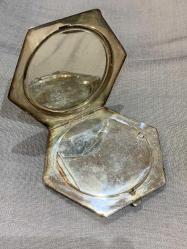 Tayland gümüş pudriyer