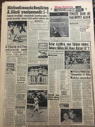 YENİ SABAH GAZETESİ 14 AĞUSTOS 1960 YIL :23 SAYI :7695---Bazı düşüklere ait tahkikat sona erdi --D.P Radyo idaresine 14 milyon lira borçlu ---Fuar 25 devlet katılıyor --İnkılap Mahkemeleri Kanunu Yarın Meriyette ---U-2 Pilotunun ailesi Rusya da --Rusya ile Kızıl Çin arasında ihtilal --İki Belediye memuru hileli makbuzlarla para toplamış ---Eski şarkı ! :Siyavuşgil ---Türkiye olarak yalnız Konya ile iki üç vilayet görünen garip  harita ---Cumhuriyet in ilanı münasebetiyle Kıbrıs ta bir program hazırlandı --İstanbul da nüfus başına 160 litre su sarf ediliyor ---Yüzme bilmeyen ırk :Eskimolar ---Hadiseli maçta Beşiktaş A.Gücü yenişemedi :1-1--K.Gümrük ve K.Paşa rakiplerini yendi ---Kızlar 4x100 m yeni Türkiye rekoru Ankara ( Gülay ,Gül ,İlknur ,Aycan ) 51 