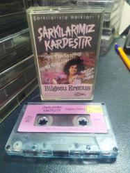 BİLGESU ERENUS - ŞARKILARIMIZ KARDEŞTİR - ŞARKILARIYLA HALKLAR 1 - KASET [1988 Yeni Dünya Plak - kağıt baskı - sarı bandrol]