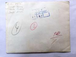 YEŞİLÇAM YILDIZLARININ YEMEK MASASINDA BULUŞTUKLARI ORİJİNAL FOTOĞRAF - 19 x 15 cm EBADINDA - SADRİ ALIŞIK, İZZET GÜNAY, FİLİZ AKIN ve SEVDA FERDAĞ'IN YEMEK MASASINDA KUTLAMA YAPARKEN KADEHLERİNİ TOKUŞTURDUKLARI ANLARDAN ÇOK ÖZEL BİR KARE