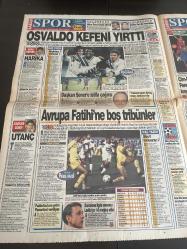 SABAH SPOR GAZETESİ -21 KASIM 1993-Beşiktaş destanı-bora Öztürkt İskender günen-hüsnü Çil-Trabzonspor-maç-doğan kılıç-Zeytinburnu-Fenerbahçe-osvaldo kefeni yırttı—Beşiktaş Trabzonspor-Başkan Şener’in istifa çağrısı-Altay-Barcelona ligi sonucu-İskender Günen -bora Öztürk-İzmir atyarışı-Ercüment Ateş-Beylerbeyi Bilecik maçı-Hakan Sümerer-cimbom-Coşkun Özarı-Süleyman Rodop-Adnan Polat-Gökmen Aytaç-
