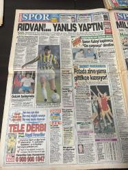 SABAH SPOR GAZETESİ -15 EKİM 1993-fenerbahçe-osieck- Tayfun Özsoy-aygün Özipek-Tanju’dan jübile isteği-Aykut akıcı-Cevat kol-Trabzonspor-Trabzon hocası güneş-moral maçı-Beşiktaş’ın file bekçisi-potada zirve yarışı gittikçe kızışıyor-Ortaköy ile Ütü dipte-alp can -at yarışı sonuçları-bilek güreşi nin kaderi Erdem’de-milli takım hocası Terim’in hatası-Karşıyaka tam kadro-Boğaziçi—veteranlar- Nilgün Cerrahoğlu-Kemertaş Galatasaray-Bahadır Çok İşler-Aykut akıcı