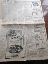 Cumhuriyet Gazetesi - 6 Ocak 1952 - Gene Mi Koptu Yazan Nadir Nadi Köşe Yazısı - Mersin'in Kurtuluş Bayramı Ve Bir Hadise - Erzurum'da Zelzele Kurbanlarının Sayısı Gittikçe Artıyor - Vefa Stadında Hakem Sulhi Garan Seyirciler Tarafından Tecavüzü Uğradı - 700,000 Lirayı Aşan Yolsuzluk - Hür Milletler Fikir İşçileri Konferansı - Başbakan Adnan Menderes'in Dünkü Ziyaretleri - Yeni Pullar - Amerika'da Mektupları Yazan Haluk Durukal - Hindile Yazan Falih Rıfkı Atay - 2000 Yılın Sevgilisi Yazan Refik Halid Karay Yazı Dizisi - Hava Kurumunun Motor Ve Uçak Fabrikaları - Libyayı 9 Devlet Resmen Tanıdı - Aydın'da Yakalanan Ticaniler - Galatasaray Kasımpaşa'yı 2 0  Yendi - Fenerbahçe Beşiktaş Ve Fenerbahçe'nin Teessür Uyandıran Kararları - Ummanlarda Tek Başına Yazan Fred Rebell Yazı Dizisi - Deutz Dizel Motorları - Sabite Tur - Hoover çamaşır makinesi - Nacar saat