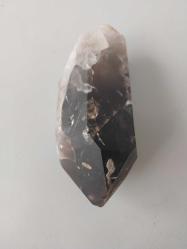 Dumanlı Kuvars Kristal Taş. 5 x 12 cm. 371 gr.