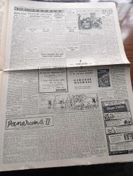 Cumhuriyet Gazetesi - 2 Nisan 1952 - Amerikan Gazetecilerine Stalin'in Verdiği Demeç - Celal Bayar Karabük'e Gitti - 15. Olimpiyat Hazırlıkları - Batı'nın Savunmasında Kaydedilen Terakkiler -  Avrupa Birliği Ve Türk Gençliği - Londra'da 1 Nisan Oyunu - 7 Şehir Meclisi Azası Demokrat Parti'nin İl Haysiyet Divanına Verildi - Bir Beyaz Gömleklinin Dramı Yazan Doktor Burhan Öncel Yazı Dizisi - Panaroma Yazan Yakup Kadri Karaosmanoğlu Yazı Dizisi - Burhan Felek Köşe Yazısı - Fransa Olimpiyatlara Kimlerle Gidiyor - Borsa - Kibar Düşkünleri Yazan Maurice Dekobra Yazı Dizisi - Kahramanlar Kalesi Alkazar Sinemasında - Almanya'da Amerikalıların İzni İle Muazzam Bir Casusluk Şebekesi Vücuda Getirildi - Truman'ın Beyaz Sarayı Tamir Edildi - 1951 1952 Yunus Nadi Mükafatı En Güzel Şiir - Server Buzdolabı Gaz Yağı İle İşler - Nestle Chocolat - Gillette Traş Bıçağı - Ali Muhiddin Hacı Bekir - Pan Amerikan - Staalman İsveç Tencereleri - Miller Lastikleri - Cossor Radyoları - Sulfaderme Yanık Kremi