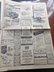 Cumhuriyet Gazetesi - 13 Nisan 1952 - Anayasaya Dokunmak Yazan Nadir Nadi Köşe Yazısı - Şemsettin Günaltay'ın Durumu Dün CHP Genel Kurulunda Görüşüldü -  Casusluktan Sanık Sabık Yüzbaşı Sabahaddin Erdem Dün İntihara Teşebbüs Etti - Yüzbaşı Sabahaddin Erdem Aziz Nesin İle Kırtasiye İşletiyormuş - Dün 3 Futbol Maçı Daha Doğrusu 3 Kavga Oldu - Adam Döven Sporcu Fenerbahçeli Kamil Ekin - İngiliz Sanayi Sergisi Dün açıldı - Trakyanın Savunması - Bir Beyaz Gömleklinin Dramı Yazan Doktor Burhan Öncel Yazı Dizisi - Saraylardaki Eşya Hakkında Tahkikat - Panaroma Yazan Yakup Kadri Karaosmanoğlu Yazı Dizisi - Meryem Ana Evini ziyaret Günü Yaklaştı - Başbakan Adnan Menderes Antalya'da - Galatasaray Vefa Bugün Karşılaşıyor - Fenerbahçe Kasımpaşayı 1 0 Yendi - Kibar Düşkünleri Yazan Maurice Dekobra Yazı Dizisi - Sabite Tur Gülerman Bahçekapı Borsa Kıraathanesinde - Şehir Tiyatrosuna Niçin Bir Ecnebi Rejisör Getirilemez Yazan Tevfik Sadullah - Cemal Reşit Rey'in Paris'teki Konseri - Apikoğlu Sucuk