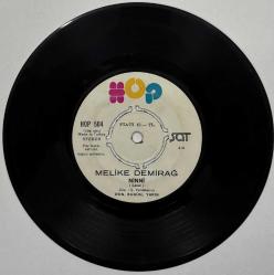 Melike Demirağ - Ninni / Ağlamak Ayıp Değil