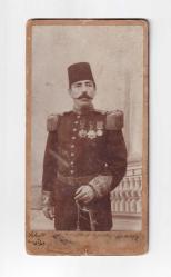 Osmanlı Dönemi Fesli, Madalyalı Paşa İthaflı ve İmzalı Karton (Cabin) S. G. Harentz Damas Ermenice Çok Nadir Fotoğraf