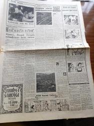 Cumhuriyet Gazetesi - 23 Şubat 1954 - Ölçü Hasreti Yazan Nadir Nadi Köşe Yazısı - Bütçenin Tümü Üzerindeki Müzakereler Sona Erdi - Türk Pakistan Paktı Ve Mısırlı Tahrikleri - Maliye Bakanı Hasan Polatkan Dün Bütçeyi Müdafaa Etti - Galatasaray Öğretmenleri  Beraat Ettiler - Rahmetli Abidin Daver'e Ordunun Şükran Duygusu - Günde 20.000 Ton Kömür Çıkaracağız - Hilton Oteli'nden Konacak Tablolar Meselesi Oldu - İnce Memed Yazan Yaşar Kemal Yazı Dizisi - Üniversiteliler Kıbrıs'a Bağlılık Gösterisi Tertip Ettiler - Yabancı Sermaye Kanunu Yazan Burhan Felek Köşe Yazısı - Pakistan'da Şükran Günü İlan Edildi - Türkiye Eskrim Birincilikleri - Karayağız Tercüme Eden B.F. Yazı Dizisi - İngiltere'de Yeni Biri Dans Fotoğrafları - Aşk Herşeyin Üstünde Yazan Sermed Sami Uysal Yazı Dizisi - Büyük Adli Hatalar Esrarlı Bir Oyuncunun Çeviren Mazhar Kunt - Resimli Roman Liman Cinayeti Yazan Georges Simenon - Sandıklar Dolusu Elbise İle Seyahat Eden Kraliçe Elizabeth