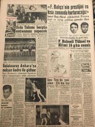 YENİ SABAH GAZETESİ 22 ARALIK 1960 YIL :23 SAYI :7825--İskenderun da 12 kişi nezaret altına alındı --İnfial devam ediyor --I.Sigortaları ,sanayiciye 100 milyon kredi açacak --Sayıştay da 2 üyesini seçti --Uçuruma yuvarlanan otobüste 10 kişi  öldü--ICA Yardımı ile yalnız Amerika dan mal alınacak --Kimya Fakültesi talebesi dün sessiz yürüyüş yaptı ---İhtimaller :Siyavuşgil --İstanbul Rehberi ---Sinemalar :Alkazar :Safari ,Atlas :Siyah Gözler, Emek :Tepedeki Oda ,Konak :Büyük Sirk ---Tankerdeki  yangın dün tehlikeli olmaktan çıktı --Yedek polislik teklifinin kabul edilmesi bekleniyor --Habeşistan da asiler 18 vekili katletmişler ---Eczanelerde tek tip şişeler kullanılacak --Önce öldürüp sonra gözünü oydular ---Satranç şampiyonu dün 17 kişiyi birden yendi --İskenderun da 12 kişi nezaret altına alındı ---Fenerbahçe nin prestijini en kısa zamanda kurtaracağız--Ordu Takımı her gün antrenman yapacak --Galatasaray Ankara ya noksan kadro ile gidiyor --Fenerbahçeli Yüksel ve Hilmi 15 Gün Cezalı -
