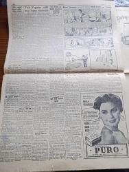 Cumhuriyet Gazetesi - 17 Ekim 1954 - Hükümet 400.000 Ton Kömür İthal Edecek - Pamir Tatbikatı Dün Başarı İle Sona Erdi - Dünya Güzellik Müsabakası Yarın - 25 Günde 286 Şoför Hakkında Zabıt Tutuldu - Zoraki Diplomat Yazan Yakup Kadri Karaosmanoğlu Yazı Dizisi - Türk Yugoslav Milli Maçı Bugün Oynanıyor - Dün Geceki Güreşler - 1001 Kuyu Yazan Va Nü Yazı Dizisi - Londra Geceleri Yazan Robert Fabian Yazı Dizisi - Reşid Paşa'ya Dair Yazan Hasan Ali Yücel Köşe Yazısı - Sigaradan Hipnotizma İle Kurtulanlar - Rodos Müftüsü Şeyh Süleyman Kaşlıoğlu Dövüldü - Galatasaray Lisesinde Diploma Töreni - Cezmi Or Atletizm Müsabakaları Başladı - Fenerbahçe Beşiktaş Muhteliti Galatasaray Adalet Muhteliti Dolmabahçe Stadında Karşılaşıyor - Bahçeden Bir Adam Girdi Yazan Perihan Zorlu Yazı Dizisi - Dantelden NATO Yapıldı Fotoğraf - Resimli Romanımız Doktor'un Aşkı Yazan George Simenon - Fransız Milli Futbol Takımı Almanya'yı Yendi - Doğubank - Gripin - Caterpillar