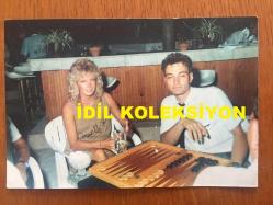 AJDA PEKKAN'IN ALMAN SEVGİLİSİ STEPHAN İLE 1 ADET FOTOĞRAFI ve STEPHAN'IN 6 ADET FOTOĞRAFI, TOPLAM 7 ADET SET HALİNDE - 1990 YILI - 15 x 10 cm ve 12,5 x 9 cm EBADINDA ORİJİNAL FOTOĞRAFLAR