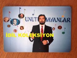 SEZEN CUMHUR ÖNAL'IN ORİJİNAL 3'LÜ FOTOĞRAF SETİ - 13 x 9 cm EBADINDA - SEZEN CUMHUR ÖNAL'IN MÜZİK YELPAZESİ PROGRAMI ÇEKİMLERİNDEN 3 FARKLI KARE