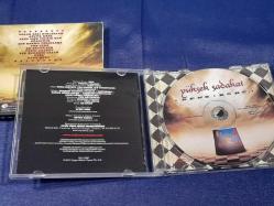 YÜKSEK SADAKAT RENK KÖRÜ  MÜZİK CD