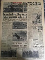 YENİ SABAH GAZETESİ 18 ŞUBAT 1960 YIL :22 SAYI :7531---Bir tahkikat talebi kabul edildi --Meclis Notları ---Ekrem Amaç CHP den istifa etti --Meclis de bir D.P li bir CHP li yi yumrukladı ---Bir köy halkı ,deve etinden zehirlendi --32 Parça tarihi eşya Japonya da gönderiliyor --Tiralı ,Bulancak ta cezaevine girdi --Ressamlar Köyü :Siyavuşgil ---İstanbul Rehberi ---100 Koyun için bir köy halkı diğer bir köye baskın yaptı --Londra da ki kazada ölenler dün anıldı --Vefa ,I.Sporu 1-0 yendi ---Fenerbahçe Beykoz u rahat mağlup etti :4-0--Kutik in salahiyetleri kısılmak isteniyor --Galatasaray İzmir e gitti --Fenerbahçeli muhalifler anlaşamıyor --Beykoz antrenörü istifa etti ---Sadi Irmak ın konferansı --S.Ağaoğlu hakkında SEKA da yolsuzluk iddiaları ile açılması istenen tahkikat talebi reddedildi --