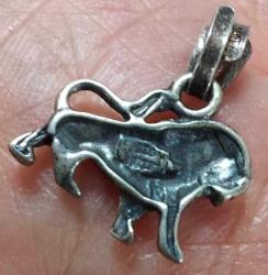 OSMANLI SON DÖNEMİ ORİJİNAL MÜTHİŞ İŞÇİLİKLİ ASLAN FİGÜRLÜ CESARET TİMSALİ GÜMÜŞ KOLYE UCU 3Ş2Y1R