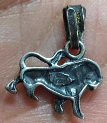 OSMANLI SON DÖNEMİ ORİJİNAL MÜTHİŞ İŞÇİLİKLİ ASLAN FİGÜRLÜ CESARET TİMSALİ GÜMÜŞ KOLYE UCU 3Ş2Y1R