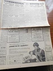 Cumhuriyet Gazetesi - 18 Eylül 1956 - Cumhuriyetçi Millet Partisi Kongresi Dün Öğleden Sonra Yapıldı - Mısır Dün Güvenlik Konseyine Başvurdu - Ticaret Vekili Zeyyad Mandalinci Acele Amerika'ya Gidiyor - 32 Ticaret Ve Sanayi Odası Reisi Ankara'da Toplanıyorlar - Türklüğe Hakaret Eden Şarkılar - Celal Tekiner'in Haksızlığa İsyan Adlı Şiir Kitabı Toplattırıldı - Don Camillo'nun Küçük Alemi Çeviren Burhan Felek Resimler Ali Ulvi Yazı Dizisi - Aşktan Da Üstün Yazan Elizabeth Gaskell Yazı Dizisi - Kıbrıs'a İngiliz İktisadi Yardımı - Kadın Moda Köşesi -  Resimli Romanımız Korkunç İtiraf Çeviren Mazhar Kunt - Dünyayı Dolaşalım Çin Derleyen Hamdi Varoğlu Yazı Dizisi - Bulmaca - İstanbul Ankara Radyosu Programı -  Profesyonel Boksörümüz Garbis Zaharyan Cumartesiye Dövüşüyor - Cim Bom Bom 50 Yaşında - Metin Oktay Yarın Oynamayacak - Fenerbahçe Club Sportif Yarın Oynayacaklar - İran'a Gidecek Olan Atletizm Takımı Belli Oldu - Hürriyetspor Federe Oldu