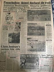 YENİ SABAH GAZETESİ 26 ARALIK 1960 YIL :23 SAYI :7829--Kurucu meclis aleyhtarları yakalandı --Org.Gürsel Madanoğlu ile görüştü --Gürsel  K.Meclise dün altı üye seçti --Gayrımeşru iktisadi olan 68 kişinin ismi açıklandı ---Yıllık kazancı 25 bin liradan az olanlar zirai vergi ödeyemeyecek --Bir mahkum dün idam sehpasında bayıldı --Emekli subaylar kongre yapamadı ---Şu altı tiyatroları ! :Siyavuşgil ---Sinemalar : Alkazar : Zorlu Şerif ,Atlas :Siyah Gözler ,Emek :Tepedeki Oda ,İnci :Ayşecik ---Yabancı sermaye sahipleri için ham madde ithali serbest olacak --Bahşiş yüzünden çıkan kavgada 6 kişi yaralandı --Gana -Gine -Mali Birliği Kuruldu --Fenerbahçe ikinci darbeyi de yedi ---Galatasaray ,Demirspor u yenince lider oldu--I.Spor, Vefa yı 3-0 mağlup etti ---Ahmet Fenerbahçe ye ilk defa gol attı --Şahlanan Beşiktaşlılar ,Ahmet in golleriyle 1-0 mağlubiyetten 3-1 lik galibiyete ulaştılar ---