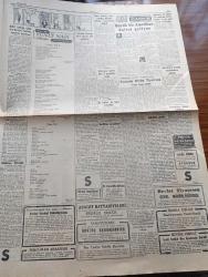 Cumhuriyet Gazetesi - 25 Eylül 1956 - Cumhuriyet Halk Partisinin İşbirliği Teklifi İçin Hürriyet Partisine Cevap Hazırlıyor - Güvenlik Konseyi Yarın Süveyş İşini Görüşüyor - Osman Bölükbaşı Edirne'de - Ankara'da 93 Dükkanın Temel Atma Merasiminden 4 Saat Sonra İnşaat Durduruldu Fotoğraf - Don Camillo'nun Küçük Alemi Çeviren Burhan Felek Resimler Ali Ulvi Yazı Dizisi - Aşktan Da Üstün Yazan Elizabeth Gaskell Yazı Dizisi - Taksim Florya Otobüs Hattı -  Bir Amerikan Üssünde Kavgaya Sebep Olan Dans -  Ev Hayatı Köşesi - Kontes Castiglione'nin Heyecanlı Macerası Tercüme Mazhar Kunt - Dünyayı Dolaşalım Çin Derleyen Hamdi Varoğlu Yazı Dizisi - 1956 1957 Yunus Nadi Mükafatı Şiir Müsabakası - Konya'da Devlet Tiyatrosu Yazan Suad Taşer - Fenerbahçe Atletleri Ağustos'ta Rusya'ya Davet Edildiler - Federasyon Kupası Bu Hafta Başlıyor - Şeref Stadında Profesyonel Lig Maçı Yapılmayacak - Beşiktaş Adana'ya Gidiyor - 1908 Olimpiyatına Katılan Tek Türk Sporcusu Kimdir - Cutex Tırnak Cilası
