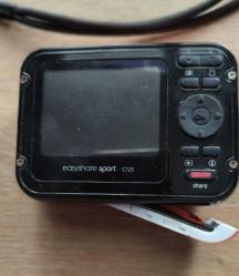 2 Adet Kodak Easyshare Kamera ve Kodak Şarj Aleti