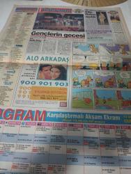 SABAH MELODİ GAZETESİ VE SABAH TELERAMA GAZETESİ KADINLARA ÖZEL - 13 Şubat 1993 -Karikatürler-Walt Disney/Boncuk-Mort Walker-Dick Browne/Bizim Aile-Tom Armstrong/Marvin-Graham Allen-John Dodd/Kral Kedi-Süleyman Turan/Dön Artık-Astroloji-Bülent Kısa-Klinik-Meltem Pusat-Telerama Programı-Sabah Filmleri-Öğlen Filmleri-Akşam Filmleri-Erdoğan Sevgin-günün maçları-beşiktaş gaziantepspor-bosna hersek-muzaffer baca-çocuklar çiçektir-cengiz kurtoğlu-cumhur atalay-mert özmen-ceylan palay-necdet ergezen-istanbul büyükşehir belediye başkanı Nurettin Sözen-gecenin rengi-fizan tunç-ümit kuzer-ayşe egesoy-nuray hafiftaş-kayahan-merve ildeniz-mehmet aslantuğ-gülbahar merdivan-uzaylı zekiye-sihirli safiye-seden kızıl-ümit besen-gidip gelen gençlik-yorgun savaşçı-sevgililer günü-yanlış karar-uyanık urfalı-şener şen-uğur yücel-hasip ile nasip-zeki alasya-metin akpınar-vampir modası-necla nazır-yılmaz zafer-sefiller-nefes kesen gerilim-yalnız kadınlar için-türkan şoray-gençlerin gecesi-filiz özten