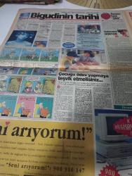 SABAH MELODİ GAZETESİ VE SABAH TELERAMA GAZETESİ KADINLARA ÖZEL - 19 Kasım 1992 -Karikatürler-Walt Disney/Boncuk-Mort Walker-Dick Browne/Bizim Aile-Tom Armstrong/Marvin-Graham Allen-John Dodd/Kral Kedi-Süleyman Turan/Dön Artık-Astroloji-Bülent Kısa-Klinik-Meltem Pusat-Telerama Programı-Sabah Filmleri-Öğlen Filmleri-Akşam Filmleri-Erdoğan Sevgin-mehmetçik-özay gönlüm-gülşen kutlu-nazan öncel-seher dilmaç-sümer ezgü-turgay erdemgil-yeniden olacak o kadar-levent harikalar yaratacak-atatürk-levent kırca-darbenin tarihi-ali zeytinbaş-doludizgin-Barış manço-orhan gencebay-Özlem kaymaz-nefes kesecek-yıldırım mayruk-bizim insanlarımız-tarık akan-Turgut özal-rüstem batum-sıcak takip-zenginler kulübü-nereden çıktı bu velet-gönen bozbey-metin serezli-kalbiniz tehlikede-yeşilçamı zengin eden ikili-Zeki alasya-metin akpınar-mehmet dindar-salih kırmızı-gülden karaböcek-cadılar bayramı-yaşlanma korkusu-madonna-zirvedeki ortaklık-Nazan öncel-seren serengil-murat erdoğan-sibel borankay-istanbul casino