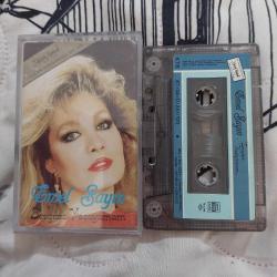 Emel Sayın kaset sevgisiz yaşayamam