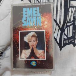 Emel Sayın kaset gücendim sana