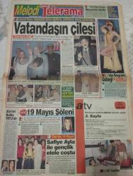 SABAH MELODİ TELERAMA TÜRKİYE'NİN GÜNLÜK TEK TELEVİZYON GAZETESİ -14 Mayıs 1994 - Dön Artık Süleyman Turan-Püf Noktası-astroloji-bülent kısa-Klinik -yöneten meltem pusat-boncuk/Walt Disney -bizim aile/mort Walker -dick browne-marvin/Tom armstrong-kral kedi/Graham Allen -john dodd-Sabah Filmleri-Akşam Filmleri -Program-vatandaşın çilesi-ismi lazım değil-levent kırca-tansu çiller-cumhurbaşkanı Süleyman demirel-gaye akçıl-pazar keyfi-doktor murat-19 Mayıs şöleni-yonca evcimik-coca cola-safiye Ayla ile gençlik-can gürzap-gülsen tuncer-bayram göbeği-zinnur karaca-fuhuş operasyonu-kurtuluş ulusal egemenlikte-gizli telefon görüşmesi-abdullah öcalan-leyla zana-aşk falınız-kurşun zehirlenmesi-tencere dibini tutmuşsa-gümüşleri parlatmak için-suyun önemi-casus bilgin-cehennemden kaçış-yeni bir gün-anılar-kartal tibet-zeynep aksu-asla vazgeçme-çanakkale aslanları-ajda pekkan-tanju gürsu-muzaffer tema-en büyük şaban-kemal sunal-3 kural-bermuda üçgeni-kur'an-ı kerim-hayırlı günler-yumurcak