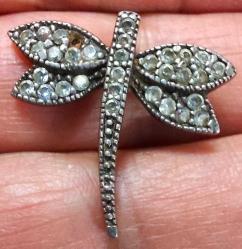 OSMANLI SON DÖNEMİ ORİJİNAL MÜTHİŞ İŞÇİLİKLİ KELEBEK FİGÜRLÜ ŞANS BOMBASI GÜMÜŞ KOLYE UCU 1BB2RRR