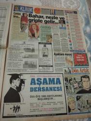 SABAH MELODİ TELERAMA TÜRKİYE'NİN GÜNLÜK TEK TELEVİZYON GAZETESİ -1 Mayıs 1994 - Dön Artık Süleyman Turan-Püf Noktası-astroloji-bülent kısa-Klinik -yöneten meltem pusat-boncuk/Walt Disney -bizim aile/mort Walker -dick browne-marvin/Tom armstrong-kral kedi/Graham Allen -john dodd-Sabah Filmleri-Akşam Filmleri -Program- siyaset meydanı-vergi kavgası çizgi Ali kırca-sakıp sabancı-kamer genç-ekran pakdemirli-ayhan aşan-semra türel-pazar tombalası-bol şanslar-kırmızı koltuk-ardan zentürk-ilker sarıer-Aydın Güven gürkan-refah partisi-kraliçenin itirafları-pembe çerçeve-pınar altuğ-feyyaz tokar sohbetleri-spor pazarı-bizimkiler-leyla Hanım-Türkan Şoray-yağmurdan kaçarken-sevmenin yaşı yoktur-davetsiz misafirler-salih güney-menderesler-ankara mobilya-canlan biraz-ayaklara masaj-cehennem projesi-kanun benim-çapkın kızlar-gün batımı-oğlum ve ben-şehnaz Dilan