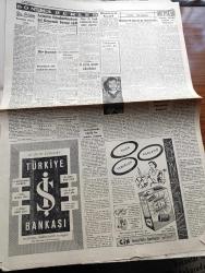Cumhuriyet Gazetesi - 6 Eylül 1959 - Hariçten Gazel Yazan Nadir Nadi Köşe Yazısı - Kıbrıs Müzakereleri Tekrar Çıkmaza Girdi - Devlet Geliri Arttı - CHP Toplantılarında İktidar Tenkit Edildi - Irak Kasım Hükümeti İle İlk Anlaşmayı İmzaladık - Laos'ta Fevkalade Hal İlan Edildi - İskenderun Yasak Bölge Olmaktan Çıktı - Ortadirek Yazan Yaşar Kemal Yazı Dizisi - Sovyet Rusya Diktatörü Nikita S. Hrutçef Yazan Roy MacGregor Hastle Yazı Dizisi -  Arjantin Cumhurbaşkanı Asi Generale Boyun Eğdi - Ağalar Beyler Şeyhler Ve Demokrasi Yazan Yaşar Kemal -  Resimli Roman Azrail Der Ki Yazan Suat Taşer Resimleyen Hüseyin Mumcu - Haftanın Şakaları Yazan Burhan Felek - Koruyucu Melekler Çizgi Roman - Bay Oscar Karikatür - Profesör Nimbüs'ün Maceraları Çizgi Roman - Fenerbahçe Vefa'yı Dün Net Mağlup Etti 5 1 - Cezmi Or Müsabakalarının İlk Gününde Dereceler Düşük - Yelken Birincilikleri Bugün Nihayet Eriyor - Deniz Kulübünün Yüzme Yarışları - İstanbulspor 3 Karagümrük 0 - Tamek - Gençler Sutopu Maçları