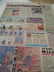 SABAH MELODİ GAZETESİ VE SABAH TELERAMA GAZETESİ KADINLARA ÖZEL - 26 Mart 1993 -Karikatürler-Walt Disney/Boncuk-Mort Walker-Dick Browne/Bizim Aile-Tom Armstrong/Marvin-Graham Allen-John Dodd/Kral Kedi-Süleyman Turan/Dön Artık-Astroloji-Bülent Kısa-Klinik-Meltem Pusat-Telerama Programı-Sabah Filmleri-Öğlen Filmleri-Akşam Filmleri-Erdoğan Sevgin-cinsellik sembolleri-rüyaların ardına gizlenen cinsellik-migrene dikkat-bahçıvan hanımların Kasım rehberi-amerika'nın yeni seks ilahları- olur olmaz ilaç almayın-dişçilikte devrim-çirkin metal tellerden kurtuluyoruz-milyarlar çöpe gidiyor-savurganlık alışkanlık oldu-şişeler camlar-ağaçlara kıymayın-teneke kutular-hele bir kurtulsak-karton paketler-çok aç doyar-altın çağın sorunları-onu elinizde tutmanın 10 yolu-a'dan z'ye amerika-sebzelerin sırları-aklınızda bulunsun-ensedeki oyunlar-evlenmek istiyorum-topuza ne dersiniz-yeni hedeflere doğru-çılgın kolyeler-meyveli çikolatalı pasta- İngiltere'de boşanmalar hızla artıyor