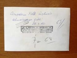 MODERN FOLK ÜÇLÜSÜ'NÜN ORİJİNAL foroğrafı - 17 x 11 cm EBADINDA - SELAMİ KARAİBRAHİMGİL, DOĞAN CANKU ve AHMET KURTARAN KONSER İÇİN ALMANYA'YA GİDERLERKEN UÇAĞA BİNİŞLERİ SIRASINDA ÇEKİLMİŞ BİR FOTOĞRAF, 28 MART 1971