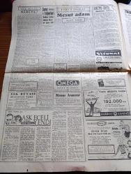 Cumhuriyet Gazetesi - 29 Aralık 1959 - İşverenlere Yüklenen Para Cezalarına Ve Fazla Mesailere Dair Tasarı - Üniversite Muhtariyetini Tahdite Matuf Bir Teklif - Cumhuriyetçi Köylü Millet Partisi'nin Hadi Hüsmana Cevabı - Belediyenin Sanat Mükafatı - Otomobiller İçin Bedelsiz İthalat Usulü Sona Eriyor -  Gazeteci Ahmet Emin Yalman Hakkında Yakalama Kararı Çıkarılmasına Gerek Görülmedi - Saidi Nursi Konya'ya Mı Taşınıyor - 33 Buçuk Milyon Liralık Gümüş Para Sırra Kadem Bastı - Aşk Eceli Yendi Çeviren Hamdi Varoğlu Yazı Dizisi - Samatya Ve Şehremini'nin  Birleştirilerek İlçe Haline Getirilmesi İsteniyor - Hekime Hakime Mahkemeye Dair Yazan Burhan Felek Köşe Yazısı - İtalyan Süper Kuklalar Tiyatrosu Geliyor - 1959 1960 Yunus Nadi Armağanı Dil Davamız - Görünmeyen Düşman Çeviren Hatice Vildan Yazı Dizisi - Koruyucu Melekler Çizgi Roman - Bay Oscar Karikatür - Profesör Nimbüs'ün Maceraları Çizgi Roman - Türkiye Boks Şampiyonası Yazan Ekrem Karpat - Futbol Federasyonu 5 Karar Verdi