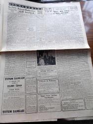 Cumhuriyet Gazetesi - 29 Aralık 1959 - İşverenlere Yüklenen Para Cezalarına Ve Fazla Mesailere Dair Tasarı - Üniversite Muhtariyetini Tahdite Matuf Bir Teklif - Cumhuriyetçi Köylü Millet Partisi'nin Hadi Hüsmana Cevabı - Belediyenin Sanat Mükafatı - Otomobiller İçin Bedelsiz İthalat Usulü Sona Eriyor -  Gazeteci Ahmet Emin Yalman Hakkında Yakalama Kararı Çıkarılmasına Gerek Görülmedi - Saidi Nursi Konya'ya Mı Taşınıyor - 33 Buçuk Milyon Liralık Gümüş Para Sırra Kadem Bastı - Aşk Eceli Yendi Çeviren Hamdi Varoğlu Yazı Dizisi - Samatya Ve Şehremini'nin  Birleştirilerek İlçe Haline Getirilmesi İsteniyor - Hekime Hakime Mahkemeye Dair Yazan Burhan Felek Köşe Yazısı - İtalyan Süper Kuklalar Tiyatrosu Geliyor - 1959 1960 Yunus Nadi Armağanı Dil Davamız - Görünmeyen Düşman Çeviren Hatice Vildan Yazı Dizisi - Koruyucu Melekler Çizgi Roman - Bay Oscar Karikatür - Profesör Nimbüs'ün Maceraları Çizgi Roman - Türkiye Boks Şampiyonası Yazan Ekrem Karpat - Futbol Federasyonu 5 Karar Verdi