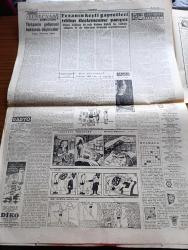 Cumhuriyet Gazetesi - 29 Aralık 1959 - İşverenlere Yüklenen Para Cezalarına Ve Fazla Mesailere Dair Tasarı - Üniversite Muhtariyetini Tahdite Matuf Bir Teklif - Cumhuriyetçi Köylü Millet Partisi'nin Hadi Hüsmana Cevabı - Belediyenin Sanat Mükafatı - Otomobiller İçin Bedelsiz İthalat Usulü Sona Eriyor -  Gazeteci Ahmet Emin Yalman Hakkında Yakalama Kararı Çıkarılmasına Gerek Görülmedi - Saidi Nursi Konya'ya Mı Taşınıyor - 33 Buçuk Milyon Liralık Gümüş Para Sırra Kadem Bastı - Aşk Eceli Yendi Çeviren Hamdi Varoğlu Yazı Dizisi - Samatya Ve Şehremini'nin  Birleştirilerek İlçe Haline Getirilmesi İsteniyor - Hekime Hakime Mahkemeye Dair Yazan Burhan Felek Köşe Yazısı - İtalyan Süper Kuklalar Tiyatrosu Geliyor - 1959 1960 Yunus Nadi Armağanı Dil Davamız - Görünmeyen Düşman Çeviren Hatice Vildan Yazı Dizisi - Koruyucu Melekler Çizgi Roman - Bay Oscar Karikatür - Profesör Nimbüs'ün Maceraları Çizgi Roman - Türkiye Boks Şampiyonası Yazan Ekrem Karpat - Futbol Federasyonu 5 Karar Verdi