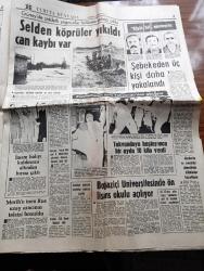 Hürriyet Gazetesi - 16 Mart 1974 - Amerika'dan Gelen Temsilcilere Yüz Vermedik - Temsilcilere Haşhaş Ekeceğimizi Bildirdik - Süleyman Demirel Hürriyet'in Sorularını Cevaplandırdı - Hükümetin Ne Yapacağı Belli Değil - Kürtler Musul Yolunu Kesti - Barzani Ne İstiyor - Motorlu Araçlarla İlgili Tebliğ Başbakan Bülent Ecevit'ten Habersiz Yayınlanmış - Üç Hürel Tv'de - Zayıflamanın Yolu Tekvando'dan Geçiyor - Haliç Köprüsünün Yolu Döşendi - Ziraat Bankası Reklamı - Çakıl Gazinosu Tam Sayfa İlanı - Gönül Yazar - Adnan Şenses - Bahar Erdeniz - Öztürk Serengil - Nükhet Duru - Kamuran Akkor - Çağdaş Striptiz Balesi - Bebek Maksim Gazinosu Programı - Behiye Aksoy - Ayhan Işık - Müjdat Gezen - Selma Guneri- Neşe Karaböcek - Vehbi Koç'a Alman Liyakat Nişanı Verildi Fotoğraf Fotoğraf - Fenerbahçe'nin Giresunspor'a Galibiyeti Normal - Fenerbahçe Başkanı Emin Cankurtaran B.Mehmet'i Takdir Ederim Dedi -  TV Galatasaray Fenerbahçe Maçını Naklen Vermek İçin Temaslara Başladı - Cemil Turan Fotoğraf