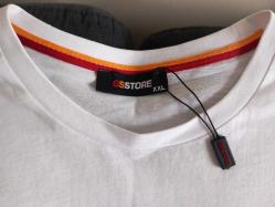 2011-2012 YILINA AİT GALATASARAY ŞAMPİYONLUK TİŞORTÜ.  DÖNEMİN TAKIM KADROSU BASKILI.  SIFIR ÜRÜN.  KOLEKSİYONLUK NADİR. XXL BEDEN