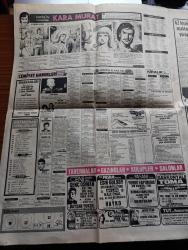Günaydın Gazetesi - 27 Ocak 1974 - Prenses Margaret'in Eşi Snowdon'un Amerika'da Tutuklandı - Papaza Sevişme Teklif Eden İki Kız Öğrenci Dört Ay Hapse Mahkum Oldu - Beyşehir Gölü Dondu - Grevci Hacıbekir İşçileri Dün Yürüyüş Yaptı - Cemiyet Haberleri - Con Amet Karikatür -  Fatih'in Fedaisi Kara Murat Yazan Rahmi Muratoğlu Çizen Abdullah Turhan -  Küçük İlanlar - İstanbul Ankara İzmir Radyosu Programı - Tavernalar Gazinolar Kulüpler Salonlar - Cumaovası Havaalanında Meydana Gelen Feci Uçak Kazası - 62 Kişinin Öldüğü Uçaktan Yürüye Yürüye Çıktı  Uçak Kazasında Ölenler Ve Yaralananların Listesi - Türk Hava Yolları Tarihindeki Uçak Kazaları - Kalbimdeki Cehennem Foto Roman - Futbolda Grup Birincisi Olan Vefa Lisesine Baklava Ziyafeti Çekildi - Komançi Çizgi Roman - Pola Bana Söz Ver Çizgi Roman - Uzay Yolu Çabuk Değişen Gezegen Çizgi Roman - Çelik Kanatlar Çizgi Roman - Esrarengiz Yolculuk Yazı Dizisi - İnanılmaz Olaylar