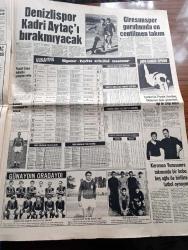 Günaydın Gazetesi - 28 Nisan 1970 - Dünya'nın En Güçlü Kadını Lilian Poe İstanbul'a Geliyor -  Müfit Güreşimşek Açelya Adlı Nadide Bir Çiçeği Yetiştirmek İçin 17 Yıl Uğraştı - Elektronik Beyin'in Bulduğu İdeal Eş Koca Değil Katil Oldu - Jim Maykıl Deliler Arasında Foto - Resimli Haberler - Diyarbakır Çukurova Erzurum Ankara İl Radyosu Programı - Yangın Var Foto Röportaj Semih Oktay - İstanbul İtfaiyesinin Ateş Yakup'u  - Hippi Perihan Sönen Yıldız Foto Roman - Aşk Romanı Beklediğim Gün Foto Roman - Kadın Olan Erkekler Hayatını Anlatıyor Anlatan Güngör Erdi - Denizlispor Kadri Aytaç'ı Bırakmayacak - Spor Toto Maç Tahminleri - Yozgat Lisesi Futbolda Şampiyon - Güzellik Kraliçesi Zuhal Aktan İle Kartal Tibet Kilyosta El Ele Fotoğraf - Denizin Tadını Hippiler Çıkarıyor- Alison Wonder Sesi Mi Bacakları Mı