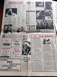 Günaydın Foto Haber Gazetesi - 3 Ekim 1973 - Süleyman Demirel Bu Ramazan Oruç Tutmuyor Ama İftarı Da Kaçırmıyor - Hacı Ali Bozkurt Komünistlere İsrail'e Makarios'a  Beddua Ediyor Süleyman Demirel Amin Diyor - Cezaevi Kaçağı Bektaş Kaya Karısını Öldürmek İsterken Yakalandı - Sinema Programı - Jim Maykıl Silahların Gölgesinde Foto Roman - Kartal Tibet - Hale Soygazi - Cem Karaca Gökben Ve Tanju Okan Hafif Batı Müziği Programında Fotoğraf - Tv'de Gördüklerimiz - Azılı Bir Hırsız Nazif Özen Bayındırlık Bakanı Selahattin Babüroğlu'nun Evini Soyarken Yakalandı - Trakya'da Petrol Yatakları Bulundu - Şap Hastalığı İnsanlara Sıçradı - Fatih'in Fedaisi Kara Murat Yazan Rahmi Muratoğlu Çizen Abdullah Turhan - Con Amet Karikatür - Sahte Tebessüm Foto Roman - Seçim Toto'ya Katılanlar 85 Bin Lira Kazanacak - Uzay Yolu Güneş Asası Çizgi Roman - Galatasaray'dan Atletico Madrid Karşısında Zafer Bekliyor - Boksör Muhammed Ali Clay Ringten Sonra Sahnede de Dans Edecek - Büyük İslam Tarihi