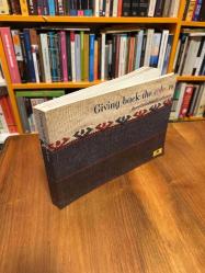 Giving Back The Colours:  Josephine Powell Collection.Edited by Kimberly Hart [Kilim]