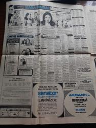 Günaydın Foto Haber 1 Gazetesi - 18 Aralık 1973 - 6 Arap Gerilla Pan Amerikan Uçağına Baskın Yaptı - Roma Havaalanı'nda Katliam 40 Ölü Var Fotoğraflar - İsmet İnönü Ağır Bir Kalp Krizi Geçirdi - Jim Maykıl Kırmızı Lekeler Foto Roman - karateci Kız Filiz Akın Fotoğraf - TRT Okuyucuların Tv'de Gördükleri - Kadın Şarkıcı Nuran Eren Aleyhte İfade Verince Kuzey Vargın Tahliye Edilmedi - Sümerbank Hazır Giyim Mağazası Açtı - Turizm Bakanlığı Fransız Afişçisine 180 Bin Liraya Bir Tek Afiş Yaptırdı Fotoğraf - Filtreli Harman Sigarası 50 Kuruş Ucuzlatıldı - Fatih'in Fedaisi Kara Murat Yazan Rahmi Muratoğlu Çizen Abdullah Turhan - Kalbimdeki Cehennem Foto Roman - Büyük Ralli 5 Kıtada Otomobil Yarışı Çizgi Roman - Pola Bana Söz Ver Çizgi Roman - Uzay Yolu Gezegenler Çarpışınca Çizgi Roman - Çelik Kanatlar Çizgi Roman - Fenerbahçe Beşiktaş Maçı Bitti Ama Dedikodusu Devam Ediyor - Fenerbahçe Teknik Direktörü Didi Sonuç Bizim İçin Normaldir - Beşiktaş Teknik Direktörü Metin Türel Açıklama