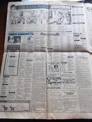 Günaydın Gazetesi - 14 Aralık 1973 - Bu Ne Pahalılık - Kocası Vedat Dalokay Belediye Başkanı Olduktan Sonra İlk Defa Ankara Hal'ine Giden Ayça Dalokay Fiyatları Şaştı Kaldı Fotoğraf - Yalancı Şahitliğin Sonu - Türk Hacıları Cidde'de - İstanbul Beyoğlu Kadıköy Sineması Programı - Jim Maykıl Kırmızı Lekeler - Tarihte Bugün Merzifonlu'nun Belgrad'da İdamı - Çin Falı - TRT Tv'de Gördüklerimiz - Kıymet Unutma Son Türküyü Söylerken - Turgut Boralı Ve Suna Keskin Ağustos Böceği Adlı Oyunun Bir Sahnesinde Fotoğraf - Adana Yeni Belediye Başkanı Ege Bagatur Bana Midesiyle Bağlı Olanlara Güle Güle Dedi - Fatih'in Fedaisi Kara Murat Yazan Rahmi Muratoğlu Çizen Abdullah Turhan - Kalbimdeki Cehennem Foto Roman - Fenerbahçe Beşiktaş Maçı Öncesi Didi'nin Açıklaması - Büyük Ralli 5 Kıtada Otomobil Yarışı Çizgi Roman - Pola Bana Söz Ver Çizgi Roman - On Milyon Lira Değerindeki Futbolcu Sandro Mazzola - BBC Muhammed Ali Clay'e Uluslararası Spor Ödülü Verdi - Vakko Kravatları