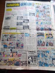 Günaydın Foto Haber 1 Gazetesi - 13 Aralık 1973 - Osman Kibar Karaoğlan Bülent Ecevit Başbakanlığa Değil Ama Belediye Başkanlığı Makamına Oturdu Dedi - Coşkun Sapmaz'ın Mahkemeye Verdiği Dilekçe Eşim Ajda Pekkan'dan Neden Boşanmak İstiyorum- Tuborg Hacılar İçin Alkolsüz Bira Yaptı - Hacettepe Üniversitesinde Yapılan Bir Ankete Göre Türk Erkekleri En Çok Kadınların Göğüslerine Ve Bacaklarına Bakıyor - Jim Maykıl Kırmızı Lekeler Foto Roman - TRT Tv'de Gördüklerimiz - Fatih'in Fedaisi Kara Murat Yazan Rahmi Muratoğlu Çizen Abdullah Turhan - Elektrik Tasarrufu İçin Türkiye Geceleri Karanlığa Gömülecek - Kalbimdeki Cehennem Foto Roman - Büyük Ralli 5 Kıtada Otomobil Yarışı Çizgi Roman - Pola Bana Söz Ver Çizgi Roman - Uzay Yolu Hayalet Gezegen Çizgi Roman - Fenerbahçe Türkiye Kupasında İkinci Turda - Osman Arpacıoğlu Ve Cemil Turan Pozisyonları Hovardaca Harcadı - Singapurda Yaşayan 2 Türk Taci Tınmaz Ve Avram Toranto Milyoner Oldu - Nathalie Wood İle Robert Wagner'in Çocuk Sahibi Olmaları
