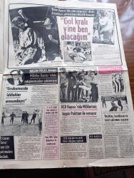 Günaydın Gazetesi - 18 Ocak 1974 - Annesi Bülent Ecevit'e Seslendi Pahalılık Canımıza Tak Dedi Oğlum - Erkekler Karlı Havada Denize Girer de Kadınlar Giremez Mi - Melek Görgün Soğuk Su Vücudu Diri Tutuyor Dedi Fotoğraf - Cevdet Sunay Bir Oda Ve Bir Sekreter İstedi - İstanbul Beyoğlu Kadıköy Sinema Programı - Jim Maykıl Cehennemden Dönen Kız Foto Roman - Çin Falı - TRT Tv'de Gördüklerimiz - İtalya'da Boşanmanın Tekrar Yasaklanması İçin Halk Oylaması Yapılacak - Hayatlarında İlk Defa Film Seyreden Mardinli Köylüler Şaşırıp Kaldı - Türk İş Genel Başkanı Seyfi Demirsoy Toprağa Veriliyor - Fatih'in Fedaisi Kara Murat Yazan Rahmi Muratoğlu Çizen Abdullah Turhan - İstanbullu Berber Serkis Mamikon Hollandalıların Gözbebeği Oldu - Kalbimdeki Cehennem Foto Roman - Pola Bana Söz Ver Çizgi Roman - Uzay Yolu Gezegenler Çarpışınca Çizgi Roman - Büyük Ralli 5 Kıtada Otomobil Yarışı Çizgi Roman - Çelik Kanatlar Çizgi Roman - Almanların Gol Makinesi Müller Gol Kralı Yine Ben Olacağım - Cemil Turan