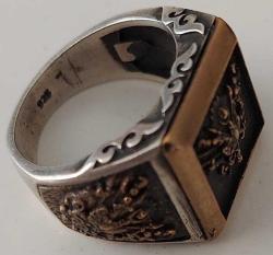 OSMANLI DÖNEMİ SARI AKSAMLAR ALTIN KAPLAMA MÜTHİŞ MOTİFLİ ORİJİNAL OSMANLI TUĞRALI MUHTEŞEM GÜMÜŞ YÜZÜK 2OOO1A1 ÇOK NADİR